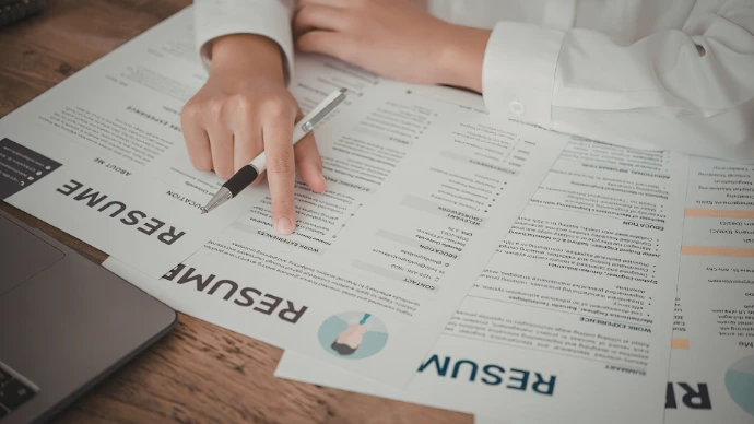 Practical document support for RPL evidence including resumes references payslips and work samples